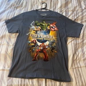 Universal Orlando Resort Marvel Avengers T-Shirt Size L *Never Worn*